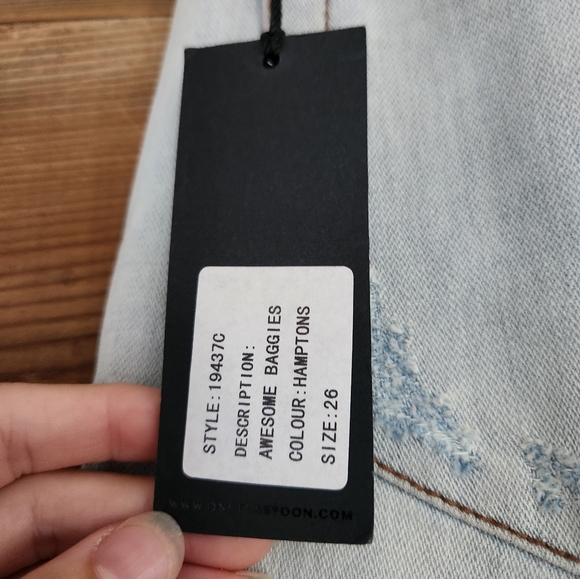 NWT ONE TEASPOON AWESOME BAGGIES Size 26 - Picture 4 of 4